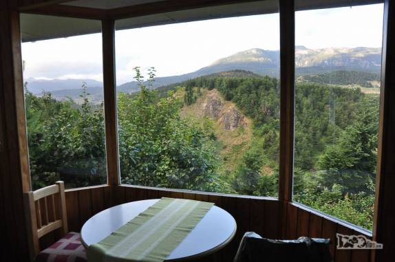 A bela vista das janelas de nosso chalé em Coyhaique, a maior cidade ao longo da Carretera Austral, no sul do Chile